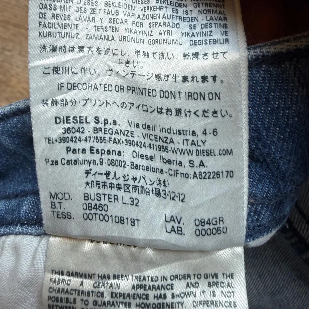 Diesel Buster Jeans Mens 28x32 Blue Slim Tapered Stretch Denim Distressed 084GR